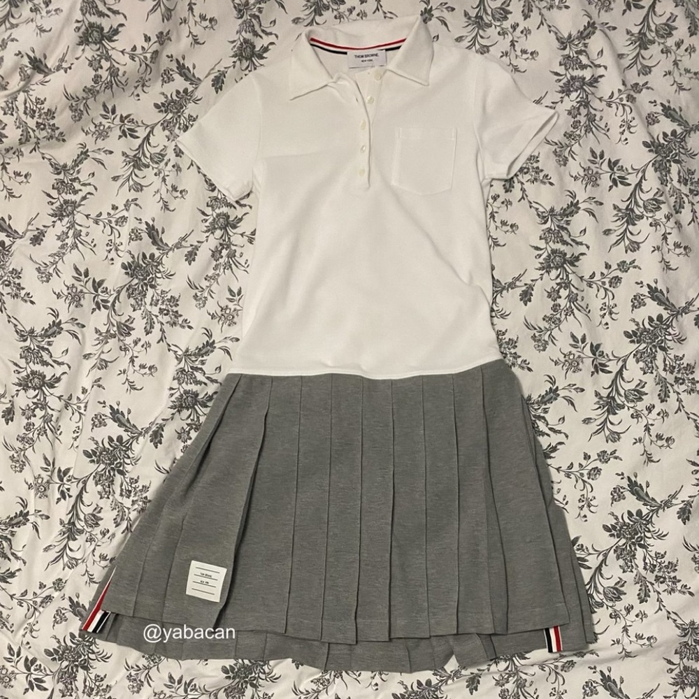 NWT Thom Browne Pleated Knee-Length Skirt Polo Dress Size 2 US/38 IT White/Grey